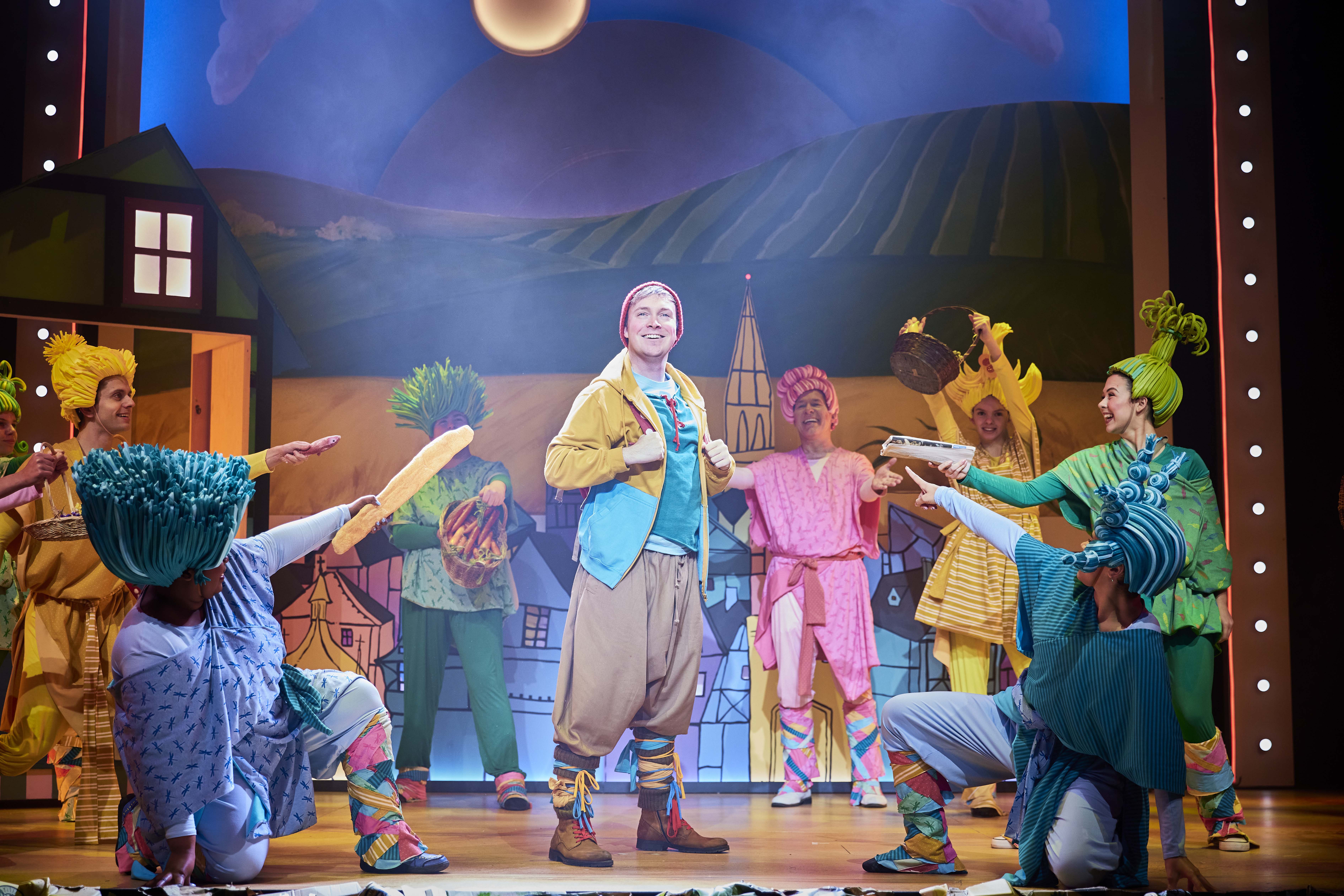 Dick Whittington 2023 The Other Richard Will Carey Company
