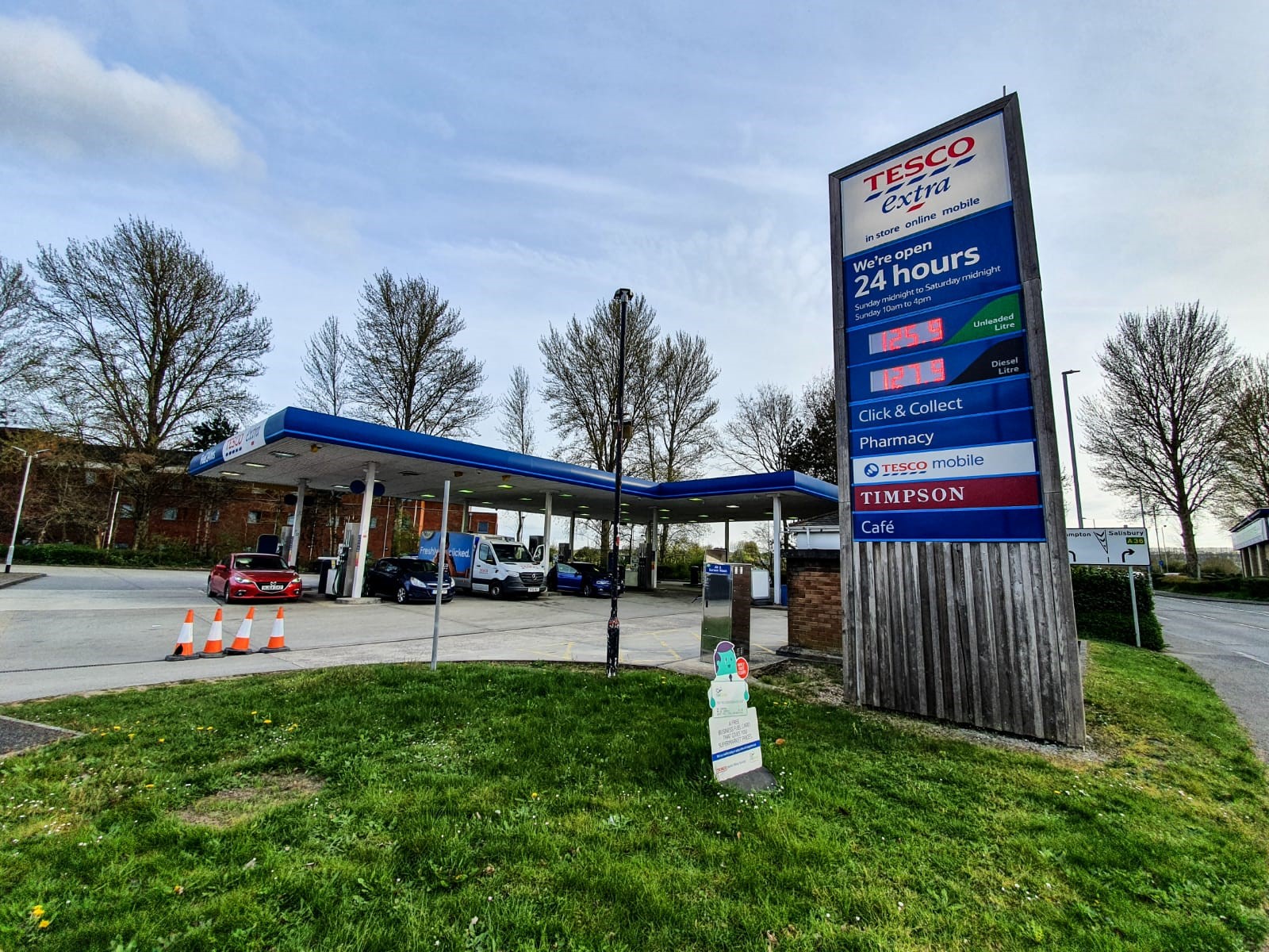 tesco_filling_station.jpg