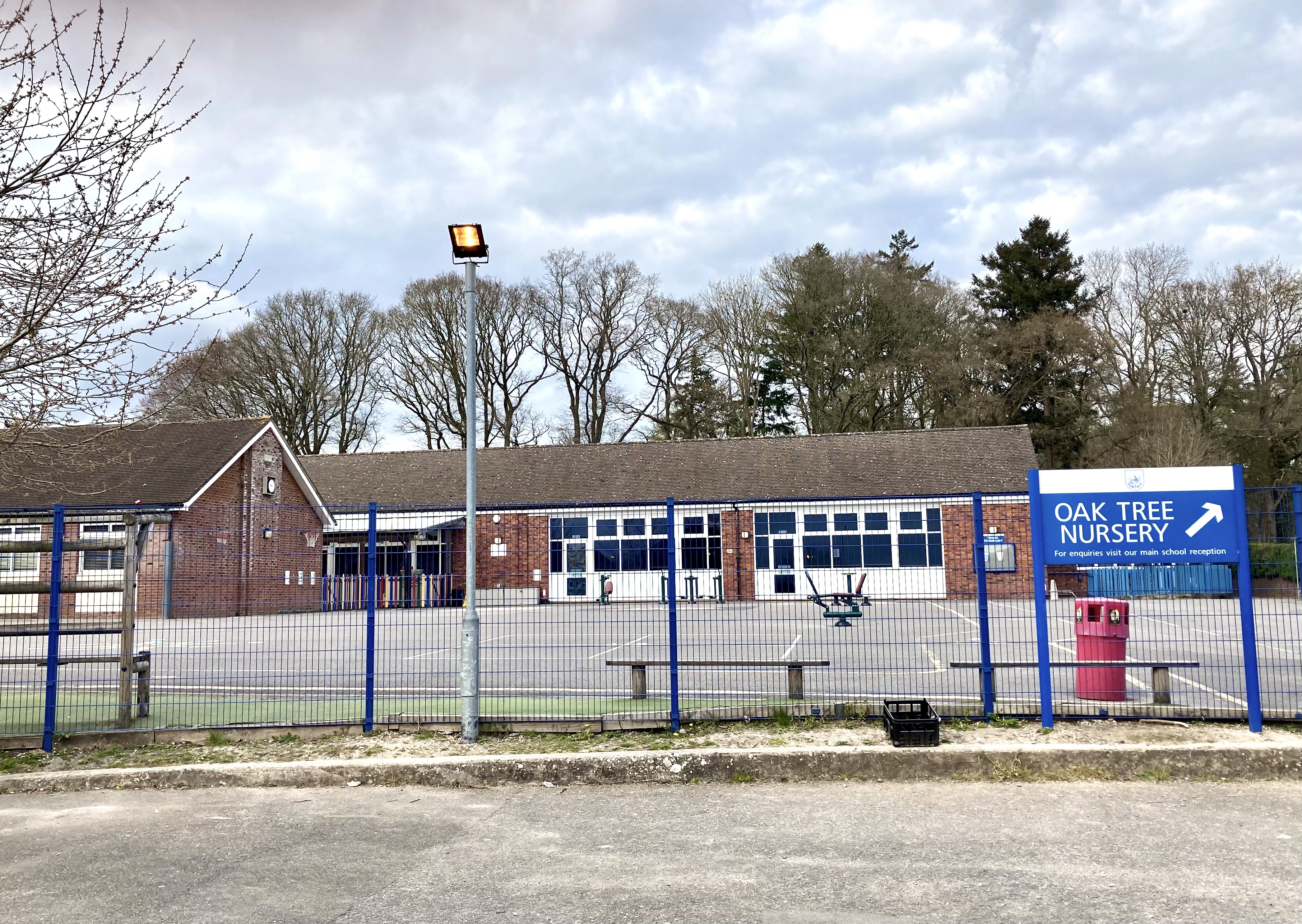 Oak Tree Nursery And Woodlands Primary School Bemerton Heath