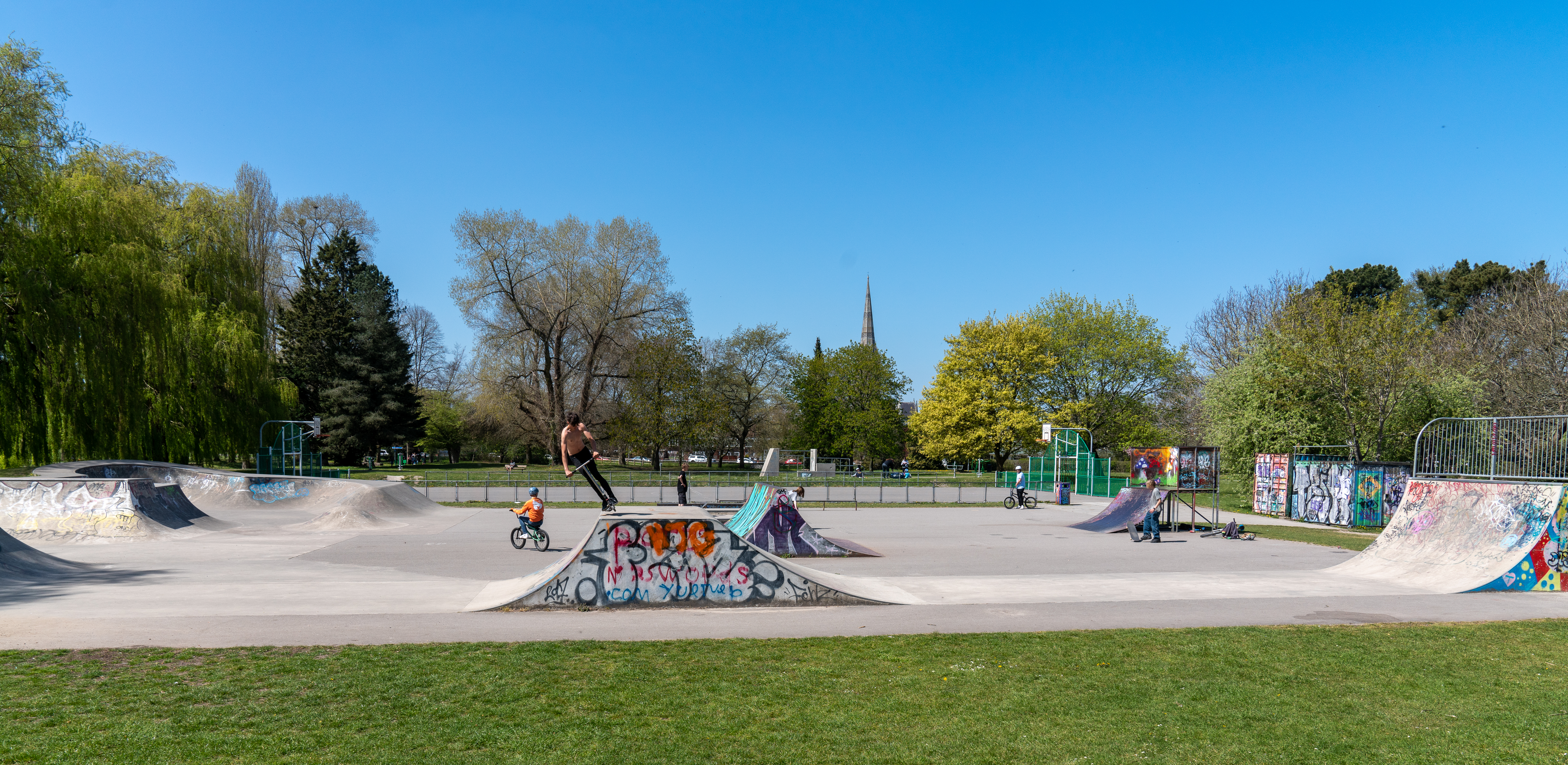 Churchill Gardens - Experience Salisbury