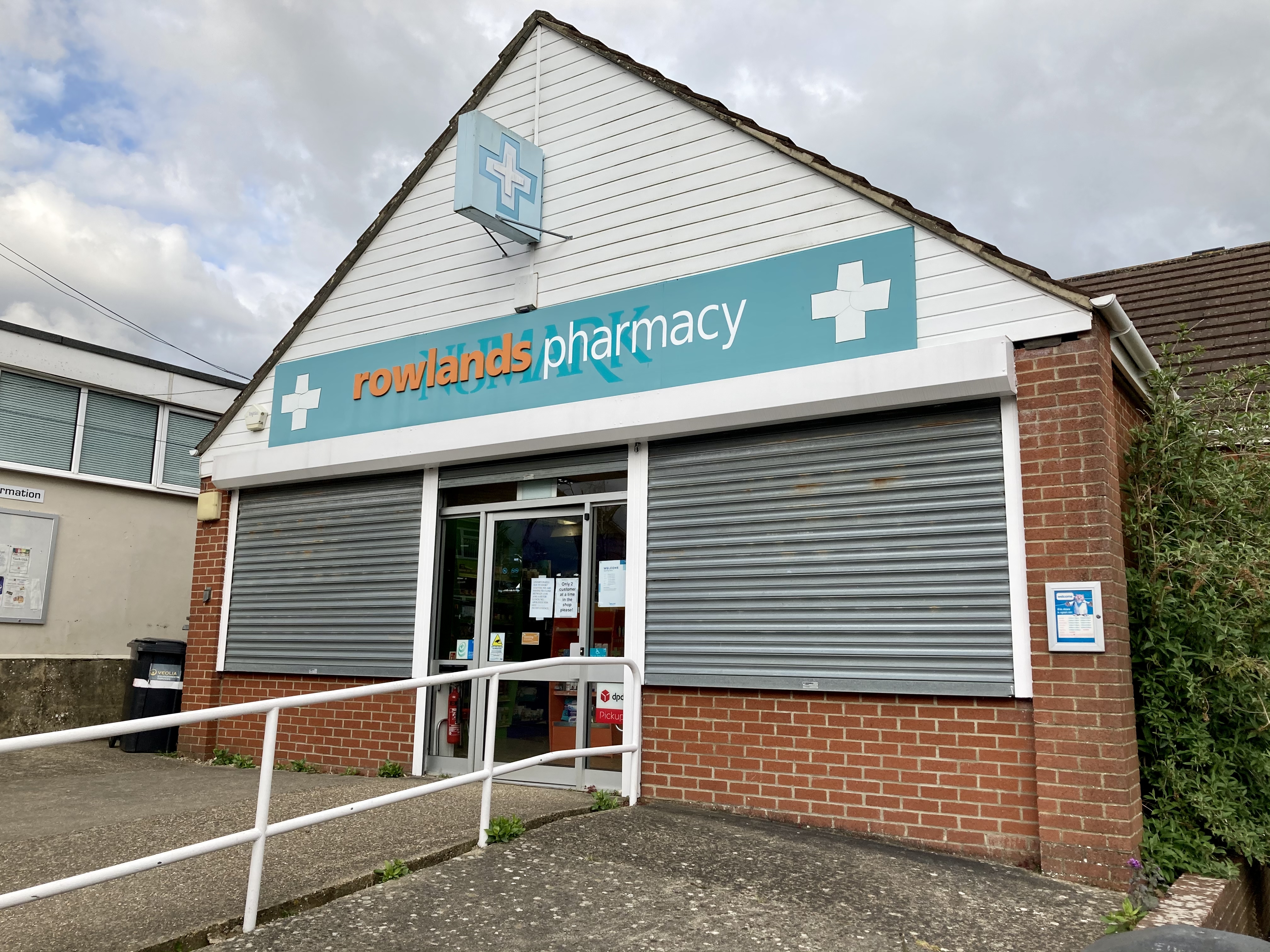 rowlands_pharmacy_bemerton_heath.jpeg