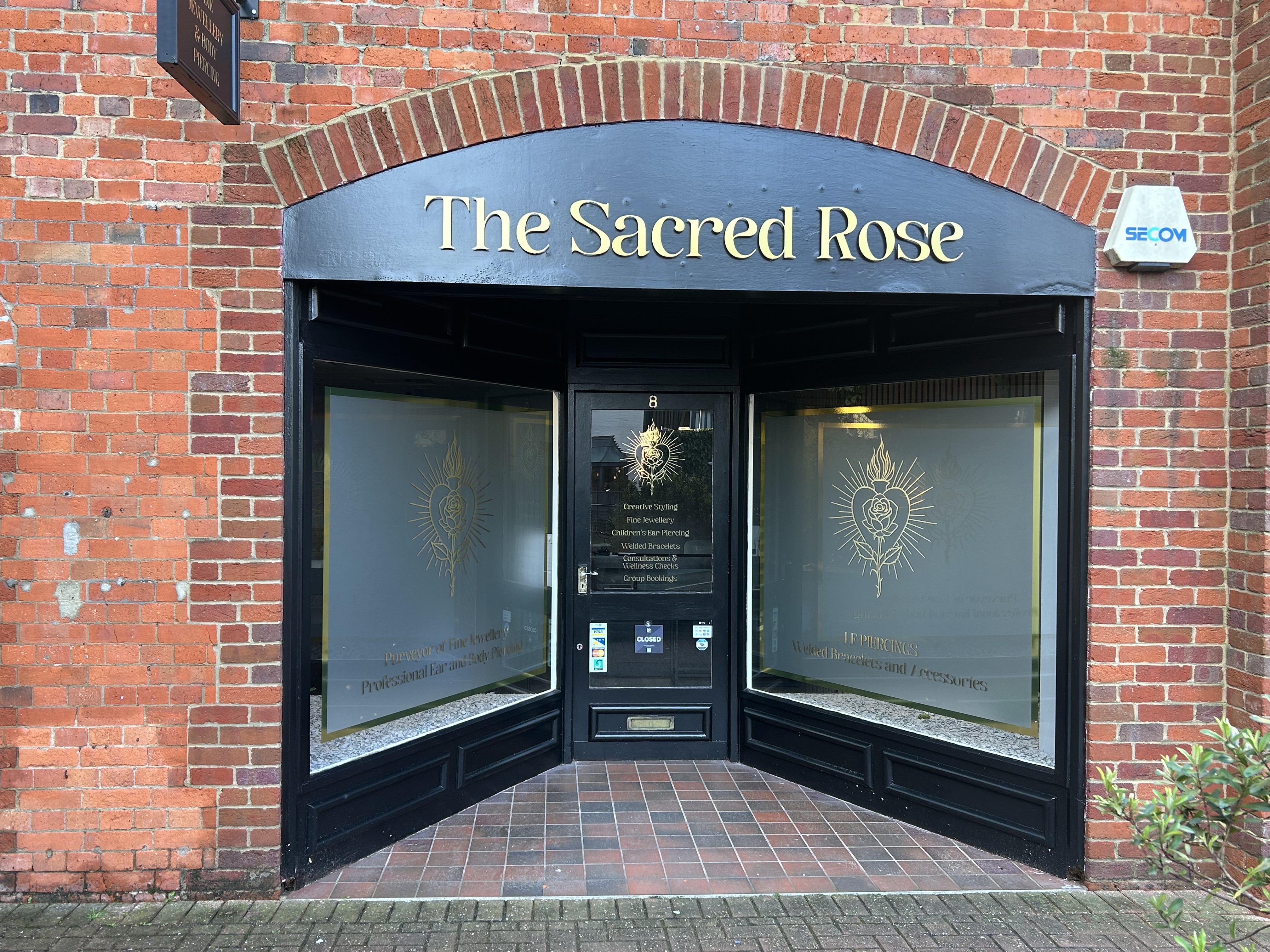 sacred_rose_01.jpeg