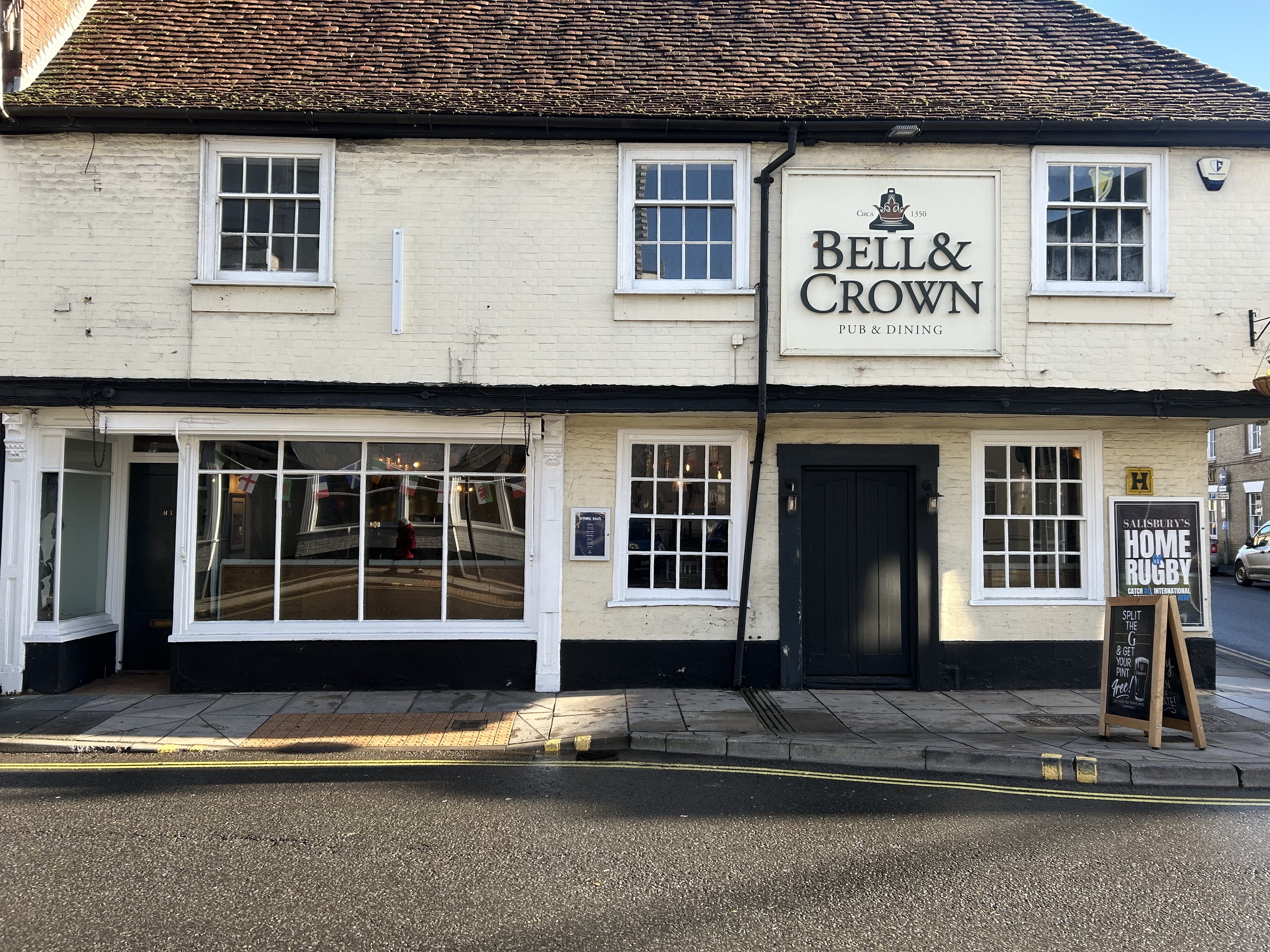 The Bell Crown 01
