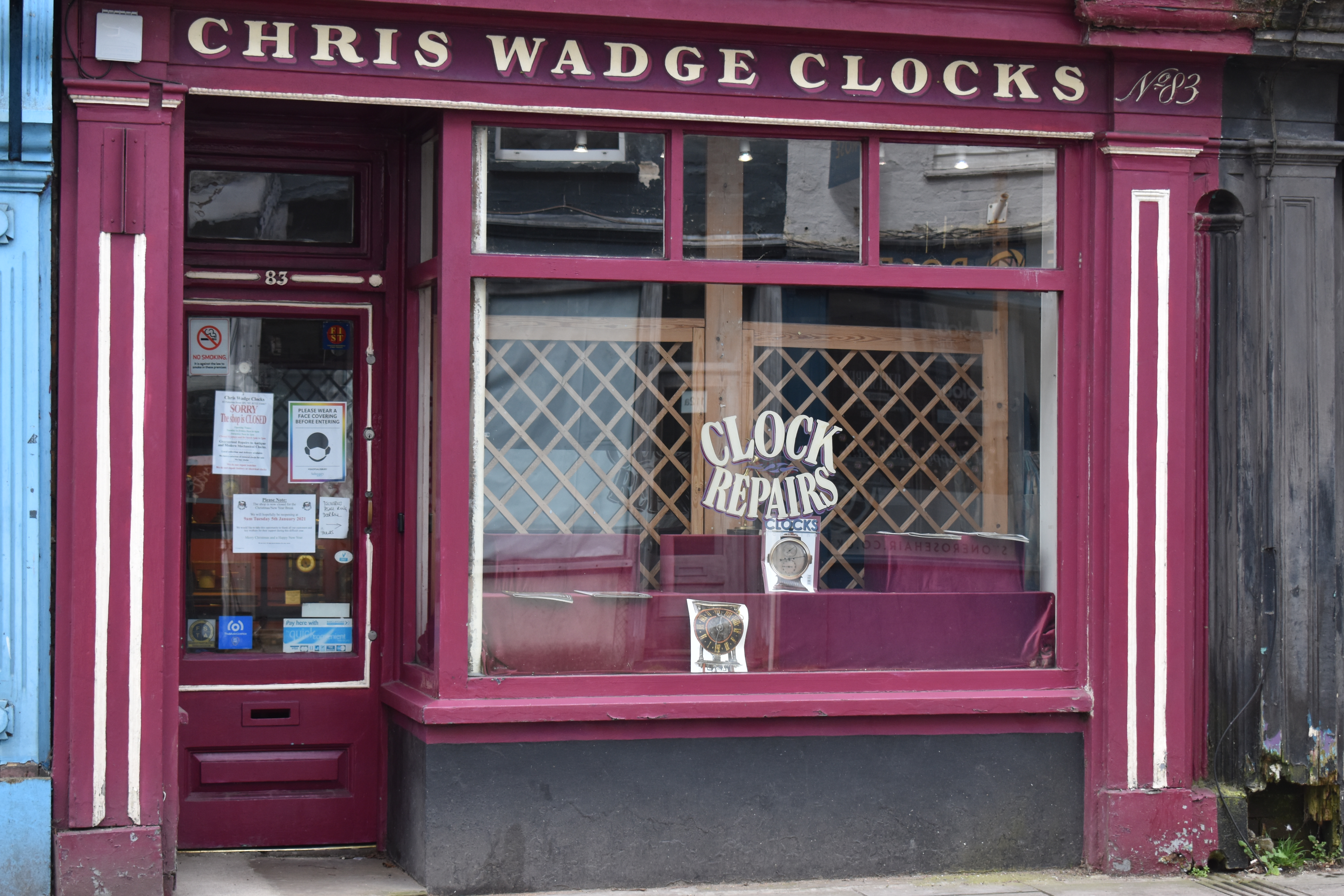 chris_wadge_clock.jpg