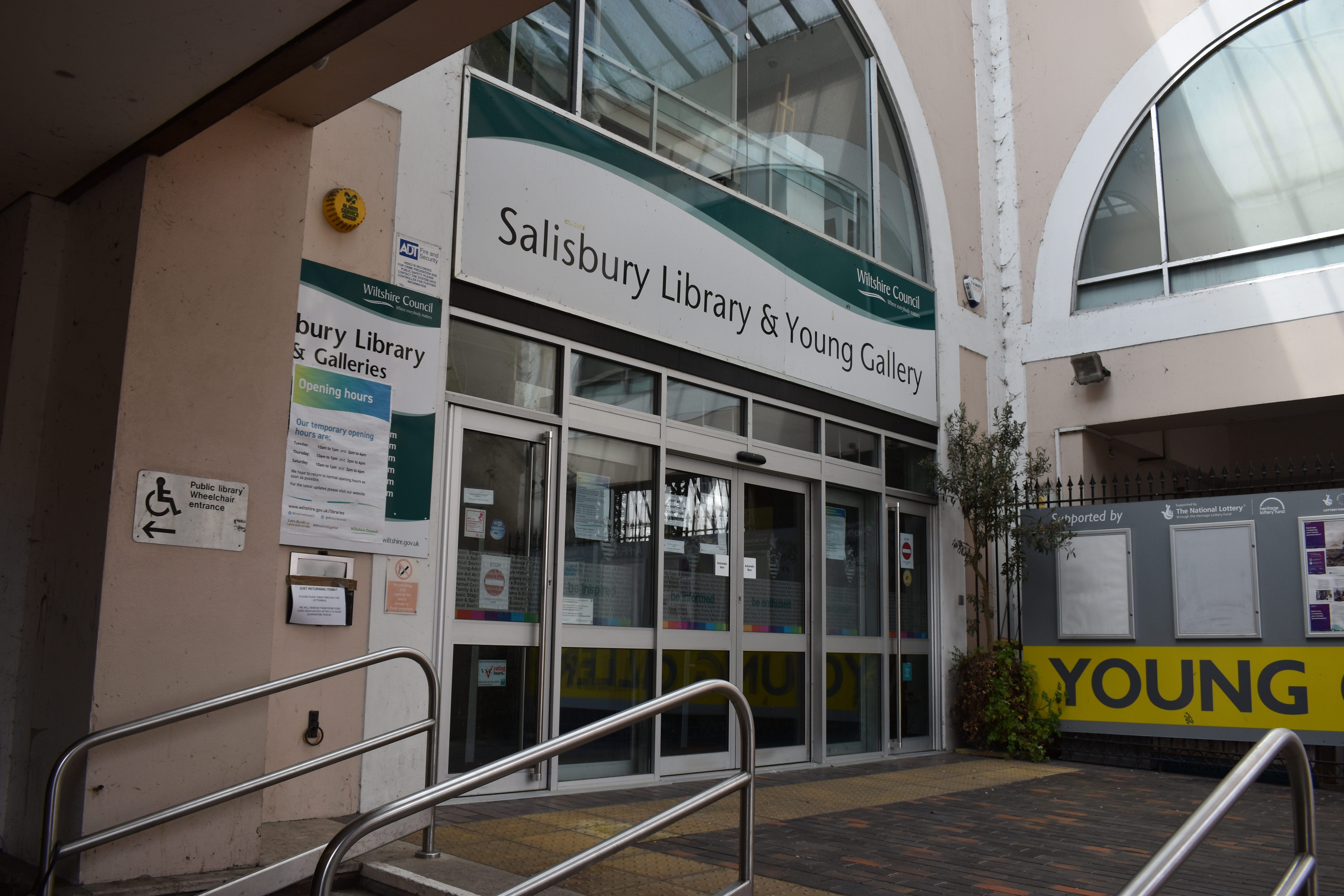 library_1.jpg