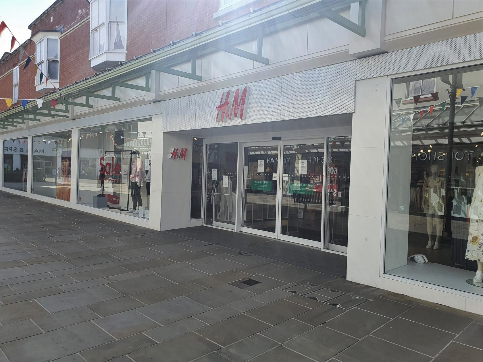 H&M