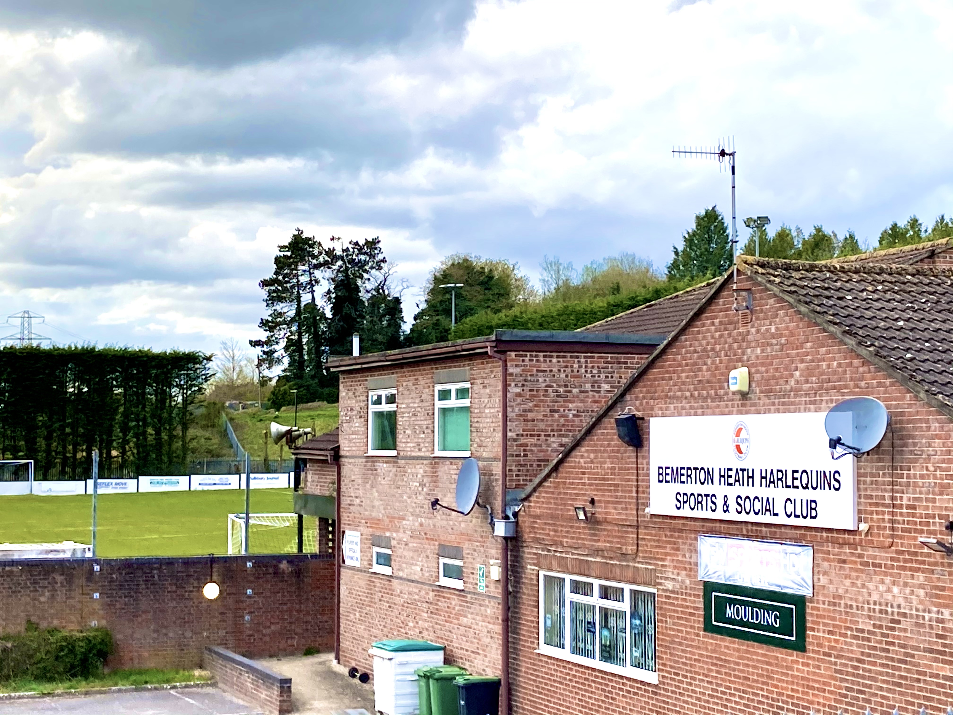 bemerton_heath_harlequins_sports_and_social_club.jpeg