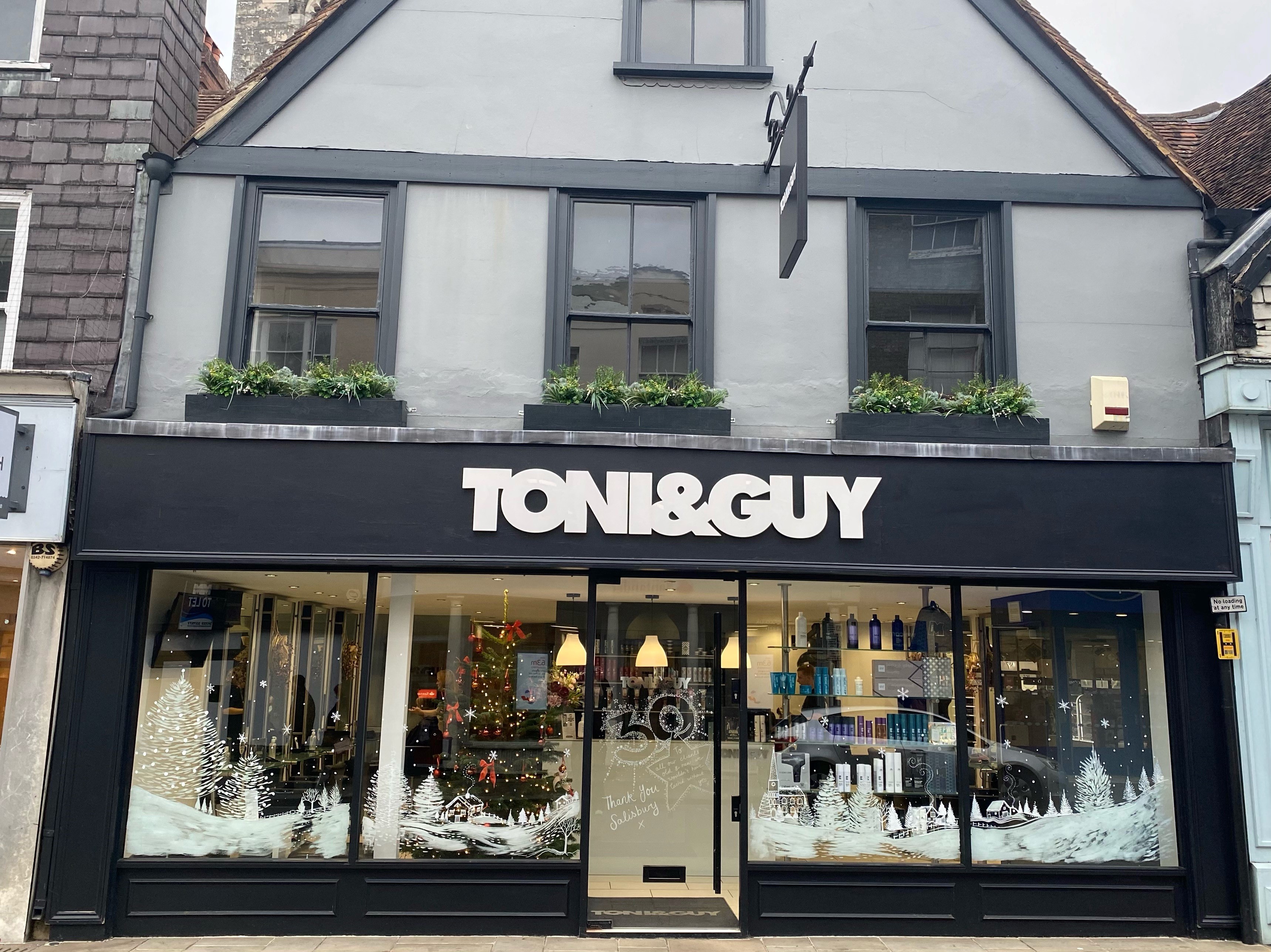 Toni & Guy (1)