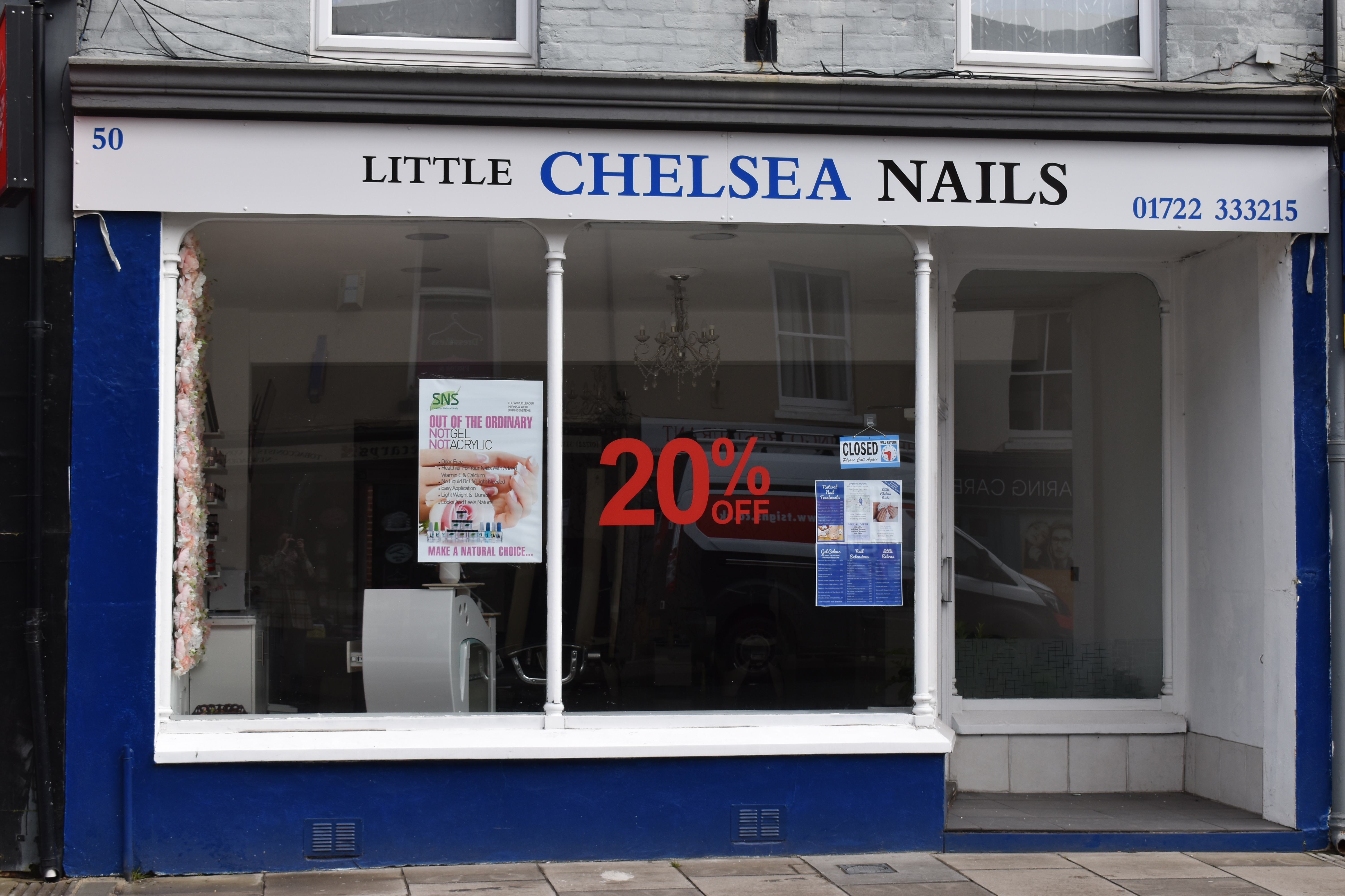 little_chelsea_nails.jpg