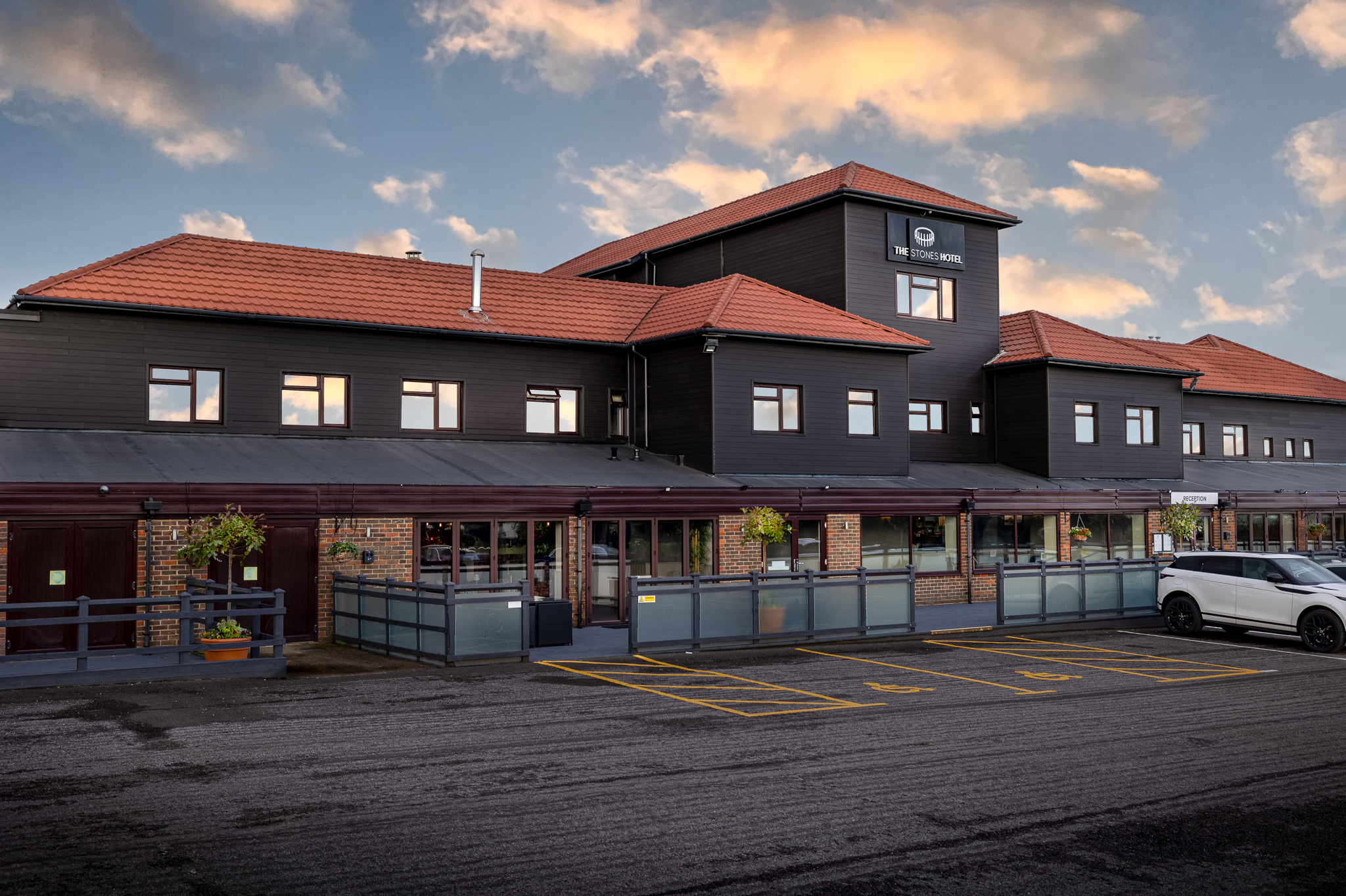 Stones Hotel Exterior