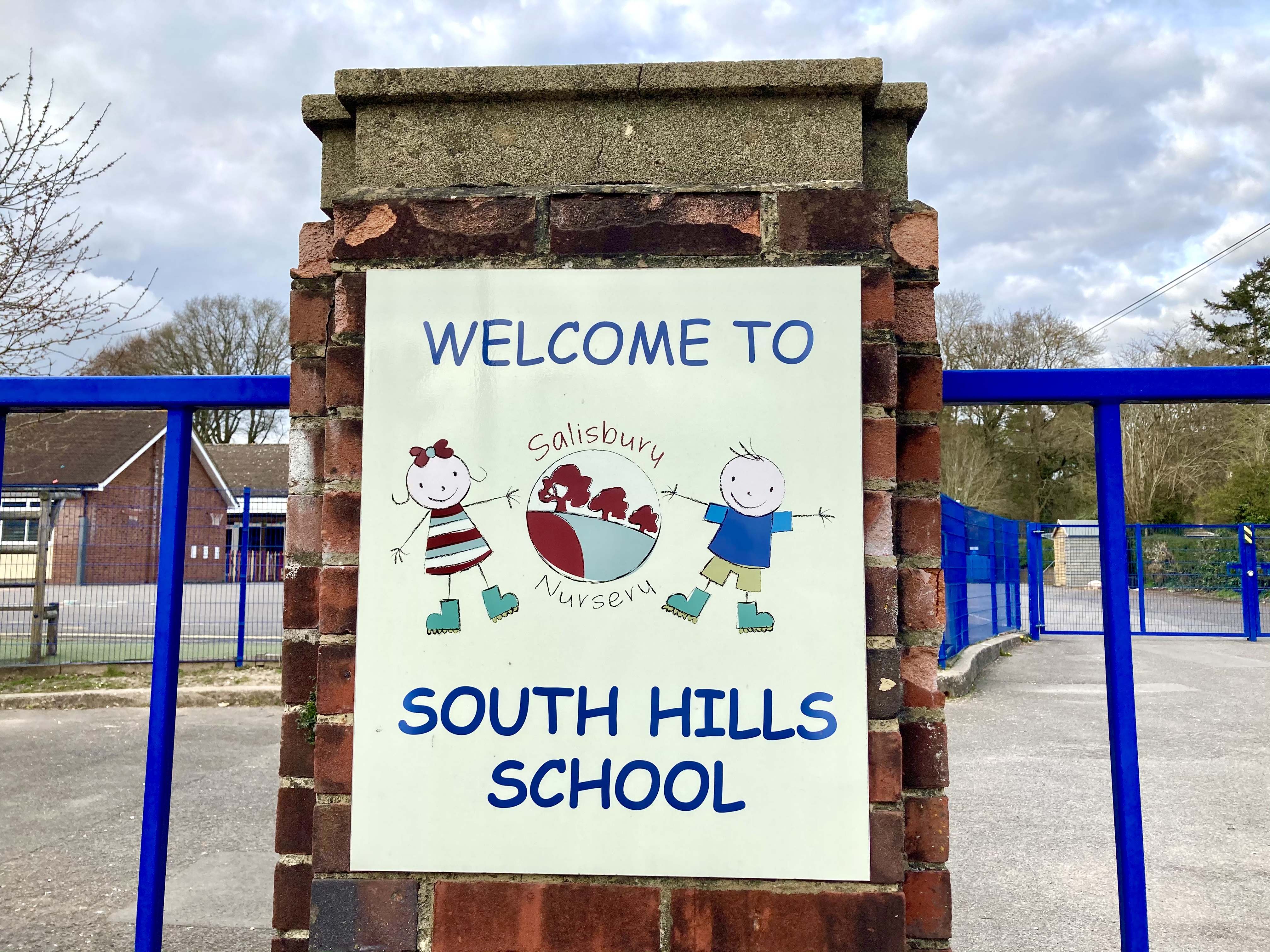 South Hills School Bemerton Heath