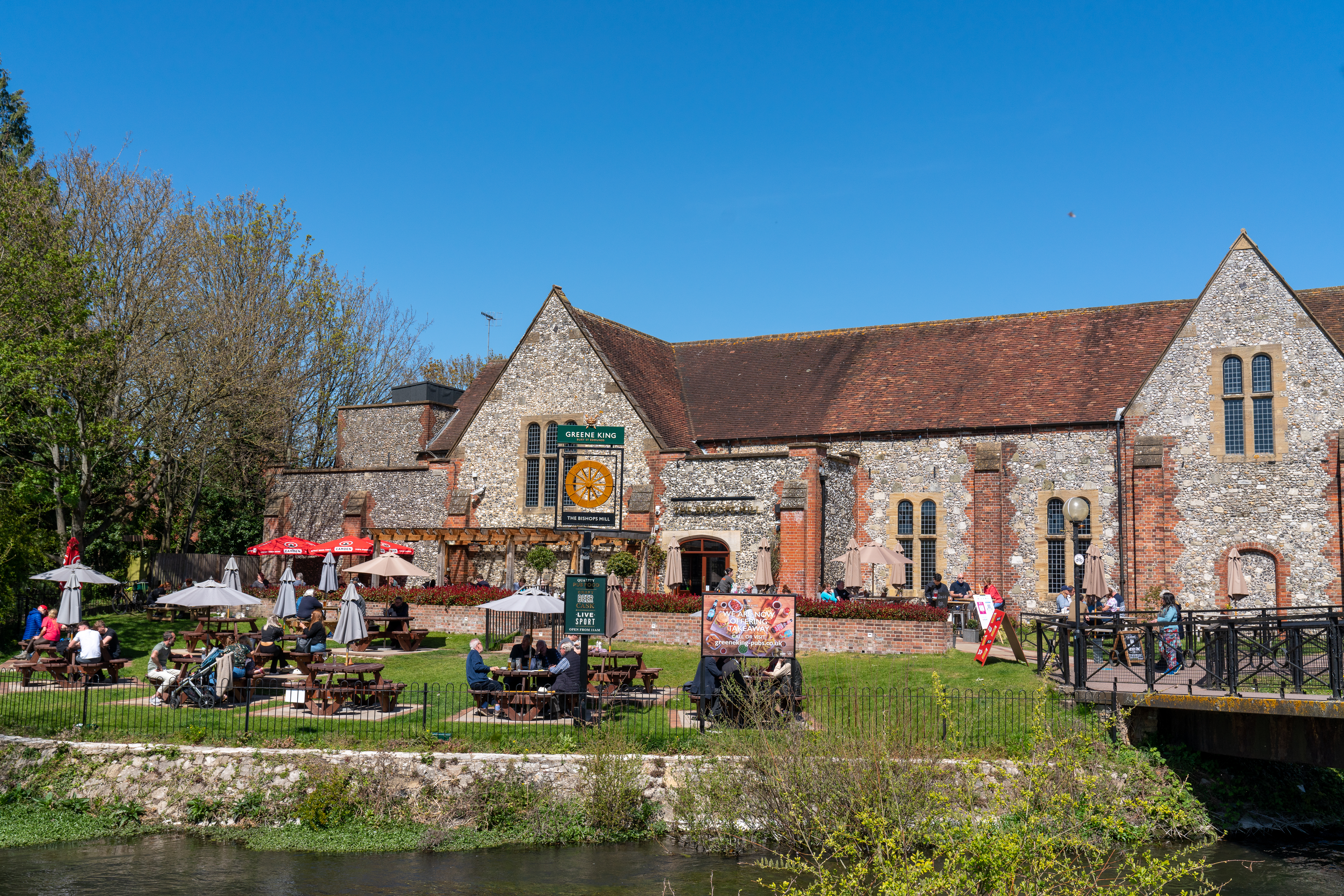 Beer Gardens Bishops Mill - Experience Salisbury