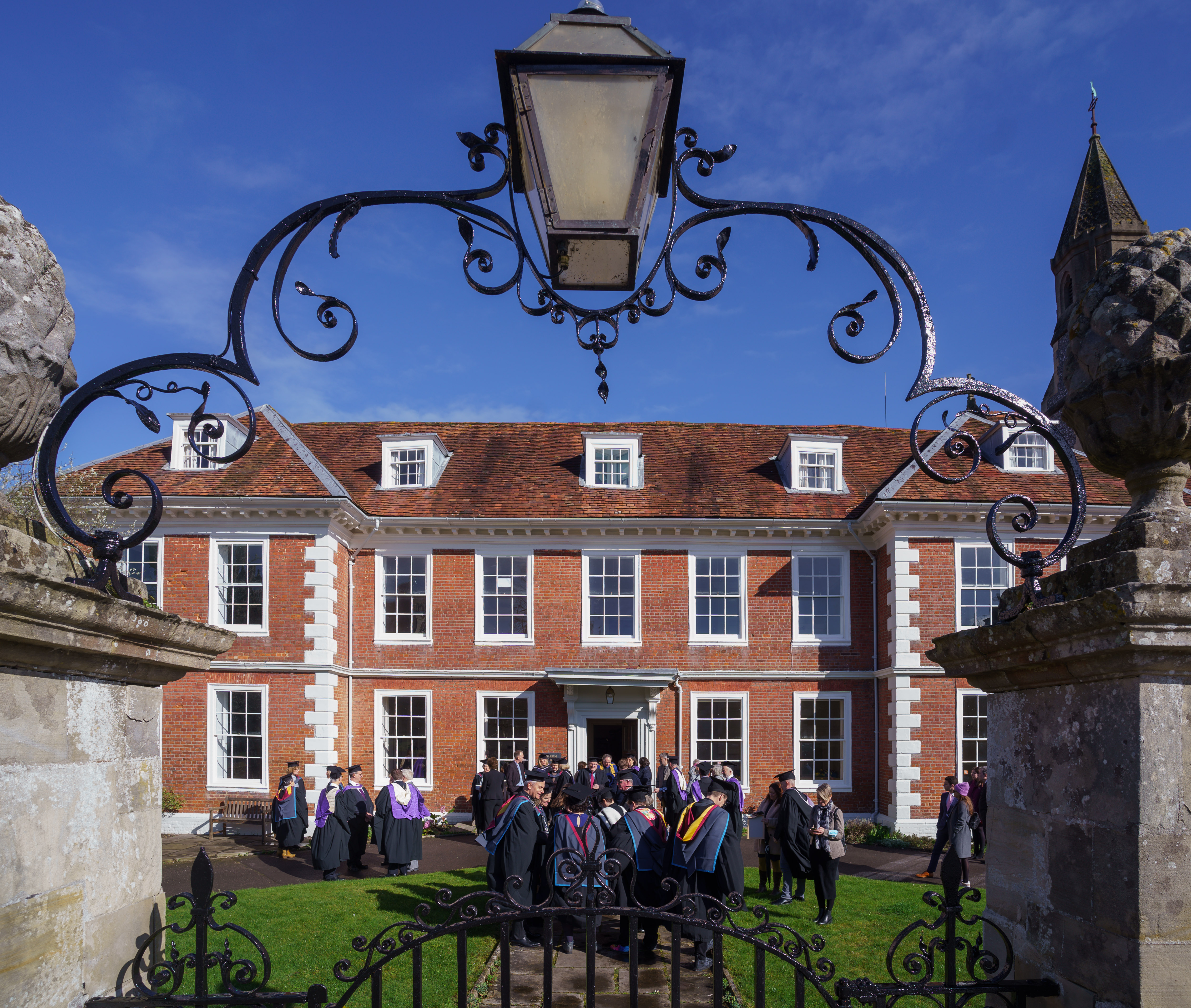 0060 12Thmarch2022 Sarum College Graduations Photo By Ash Mills