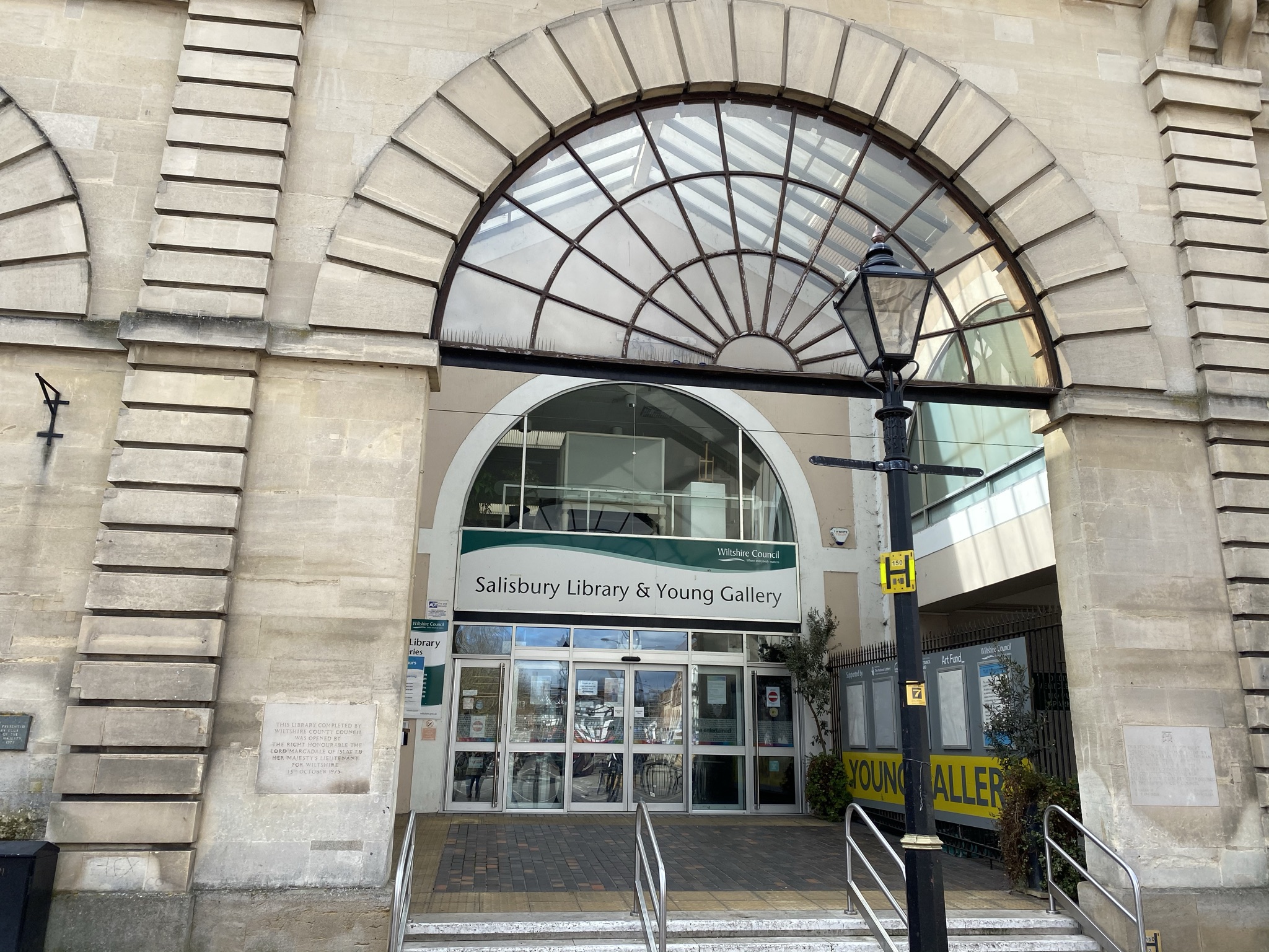 Salisbury Library & Young Gallery