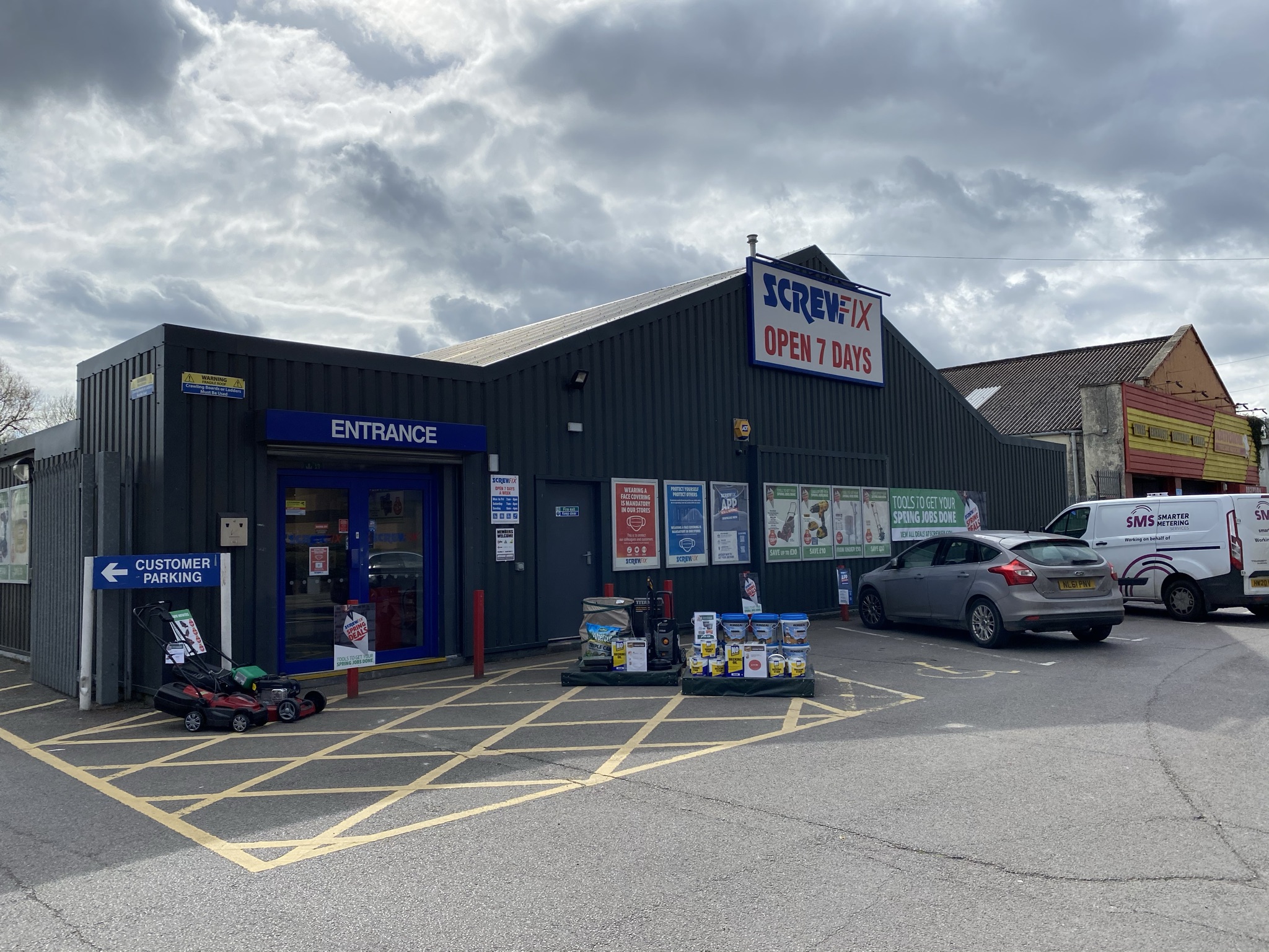 screwfix.jpeg
