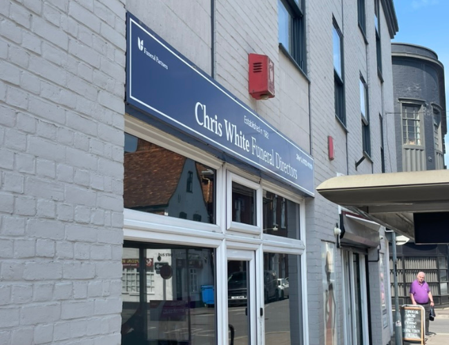Chris White Funeral Directors Web (1)