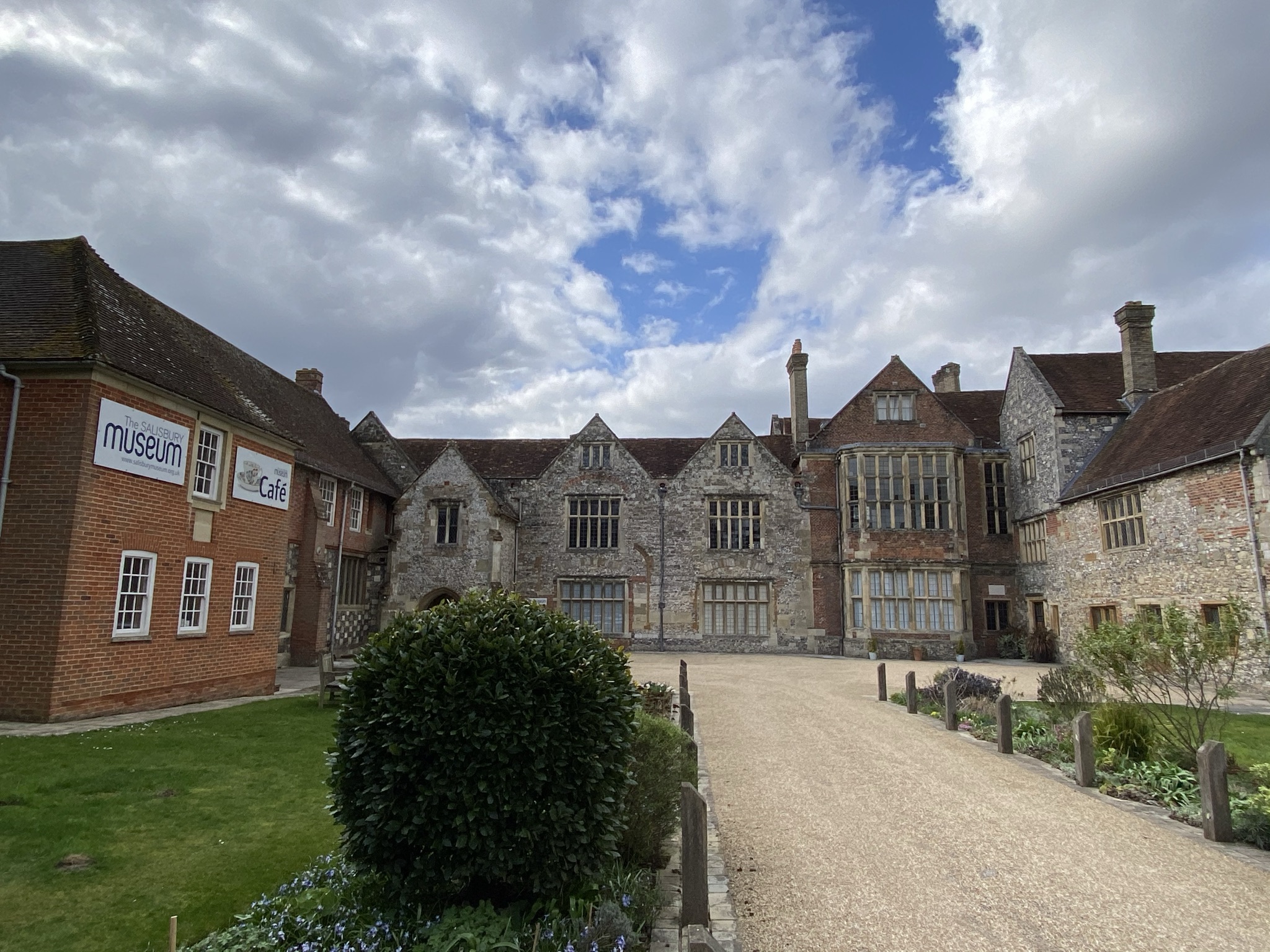 Salisbury Museum (1)