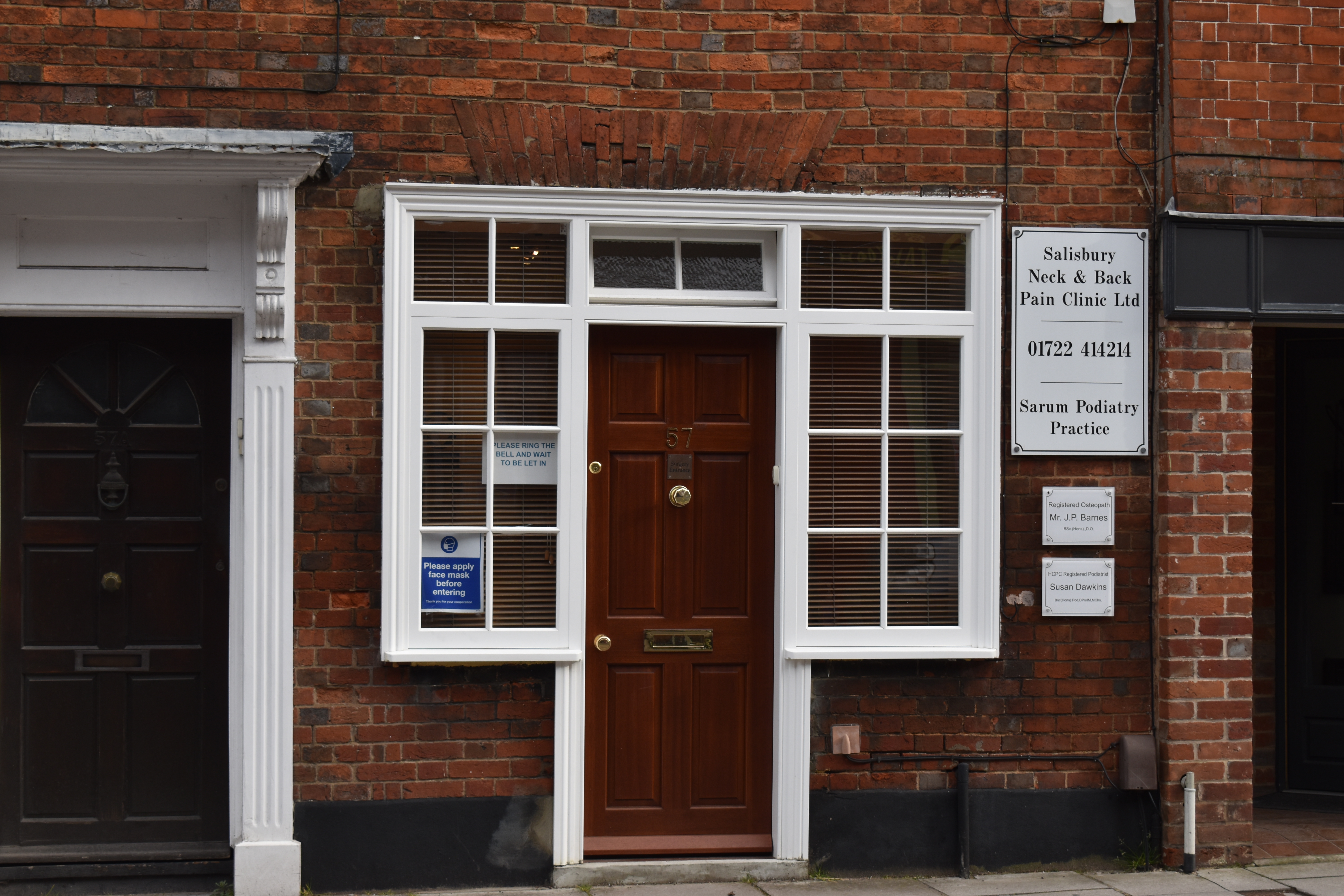 salisbury_neck_and_back_pain_clinic.jpg