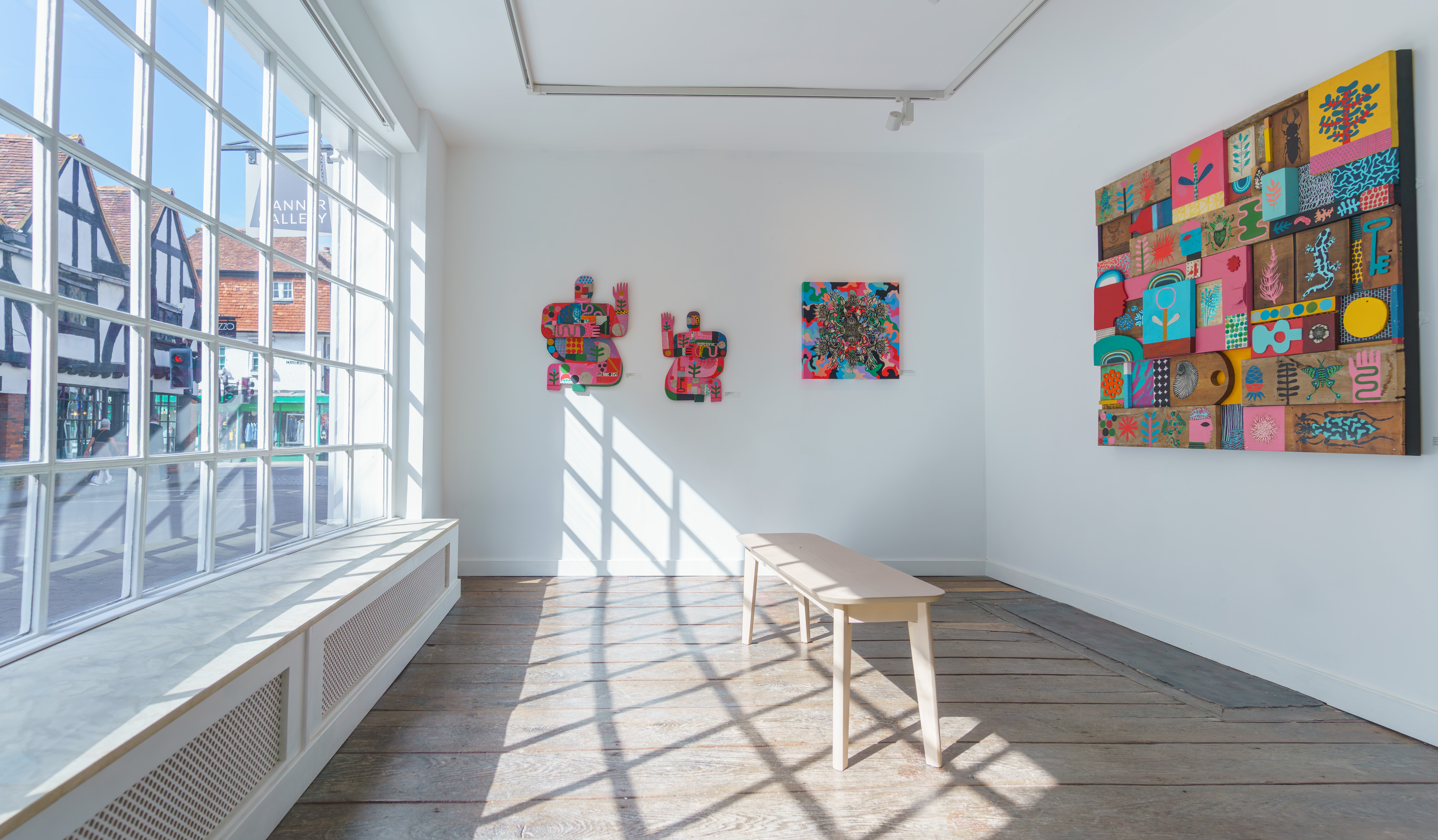 Vanner Gallery Inside 01