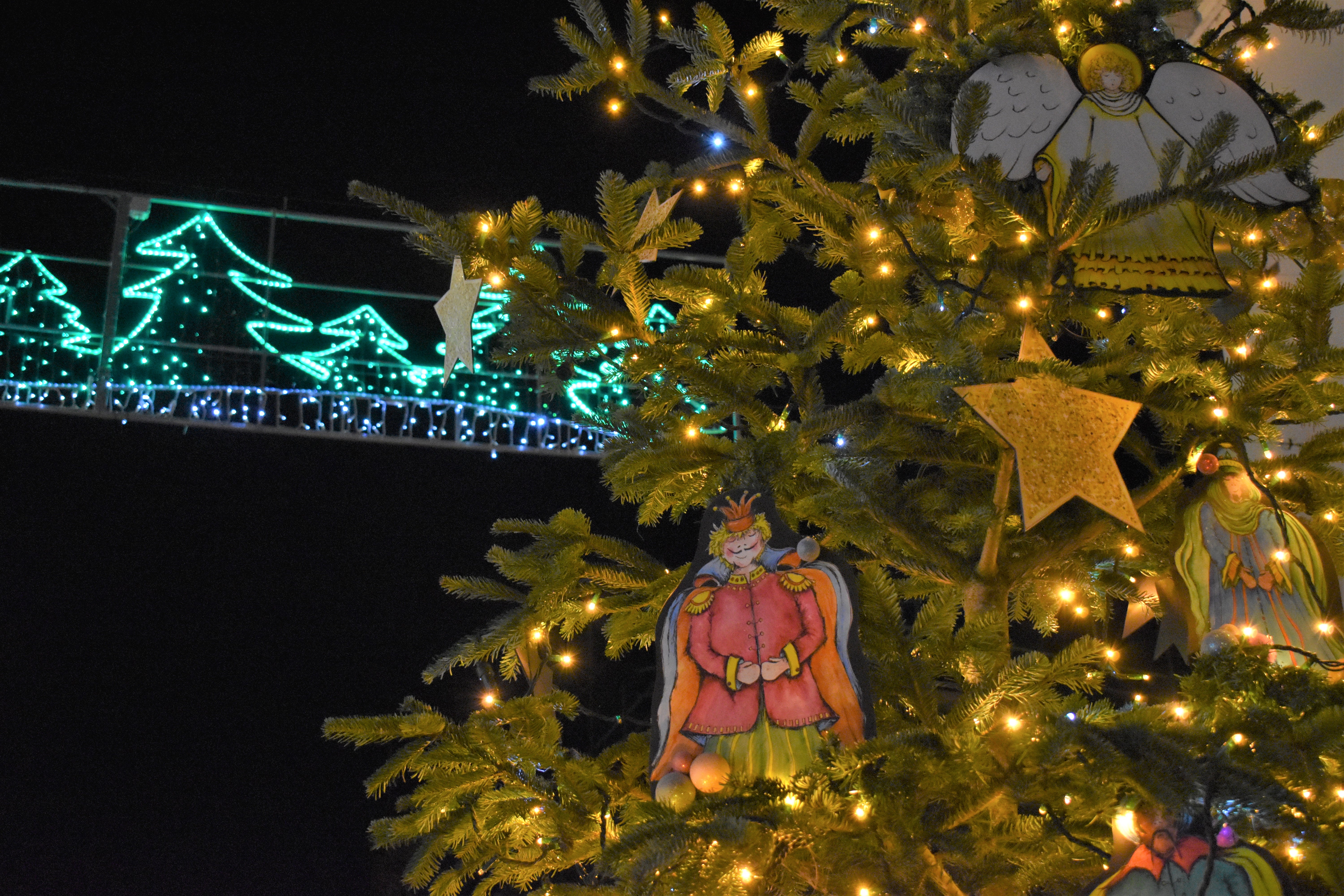 Christmas Tree High Street 2021 3